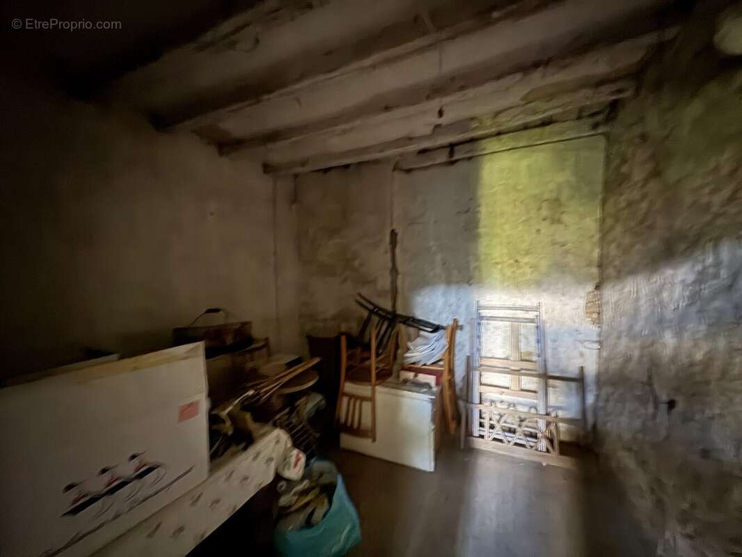 Maison à AILLIERES-BEAUVOIR