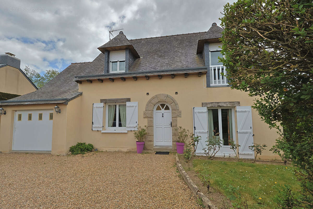 Maison à SAINT-JOUAN-DES-GUERETS