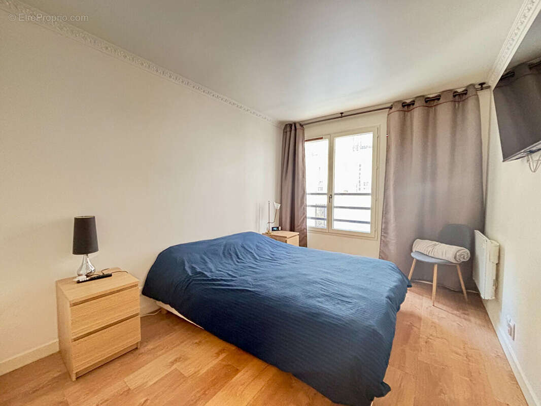 Appartement à LEVALLOIS-PERRET