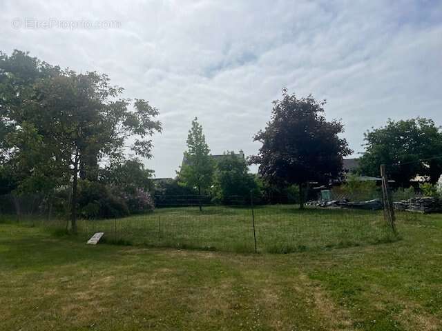 Terrain à VILDE-GUINGALAN