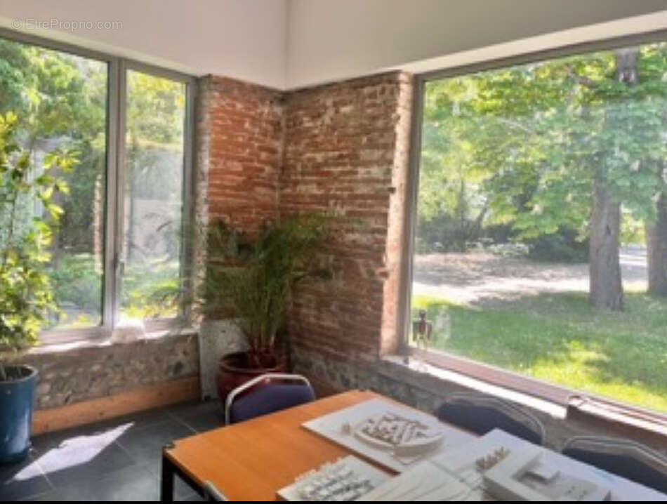 Commerce à TOULOUSE