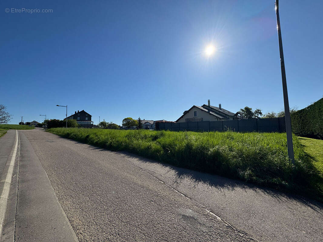 Terrain à KERLING-LES-SIERCK