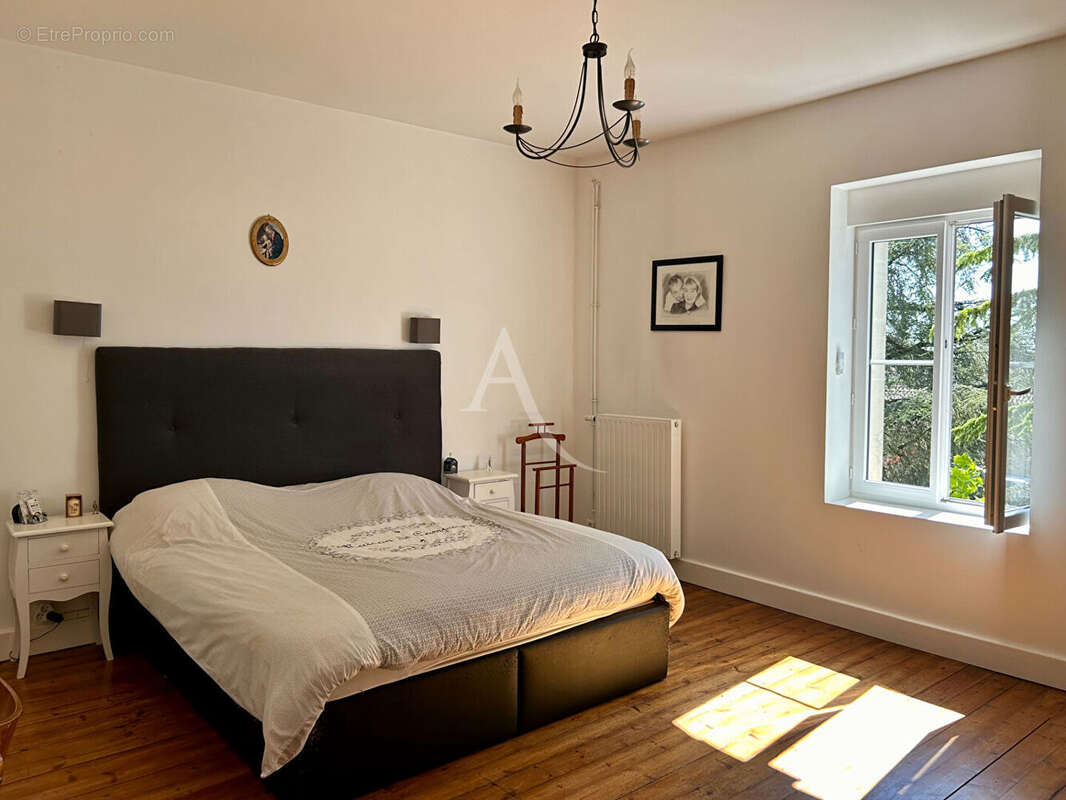 Maison à L&#039;ILE-D&#039;ELLE