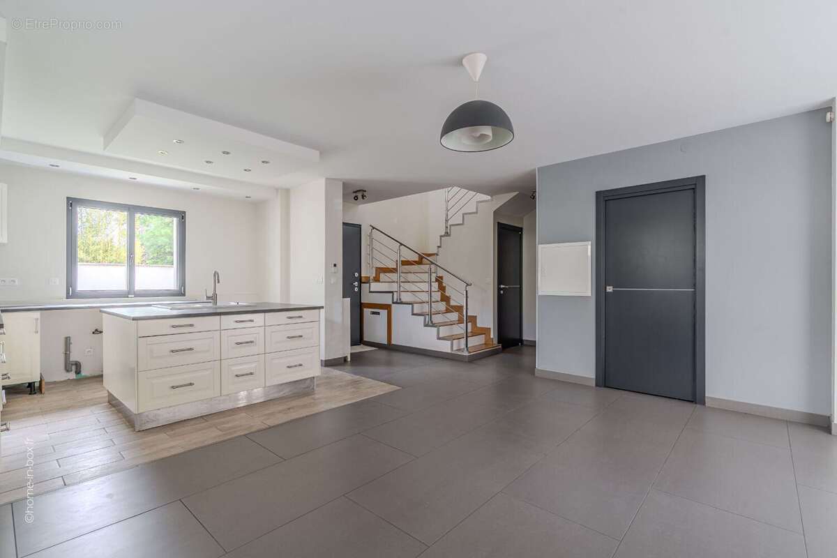 Maison à CHAMPIGNY-SUR-MARNE