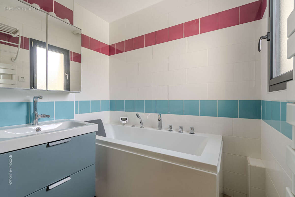 Maison à CHAMPIGNY-SUR-MARNE