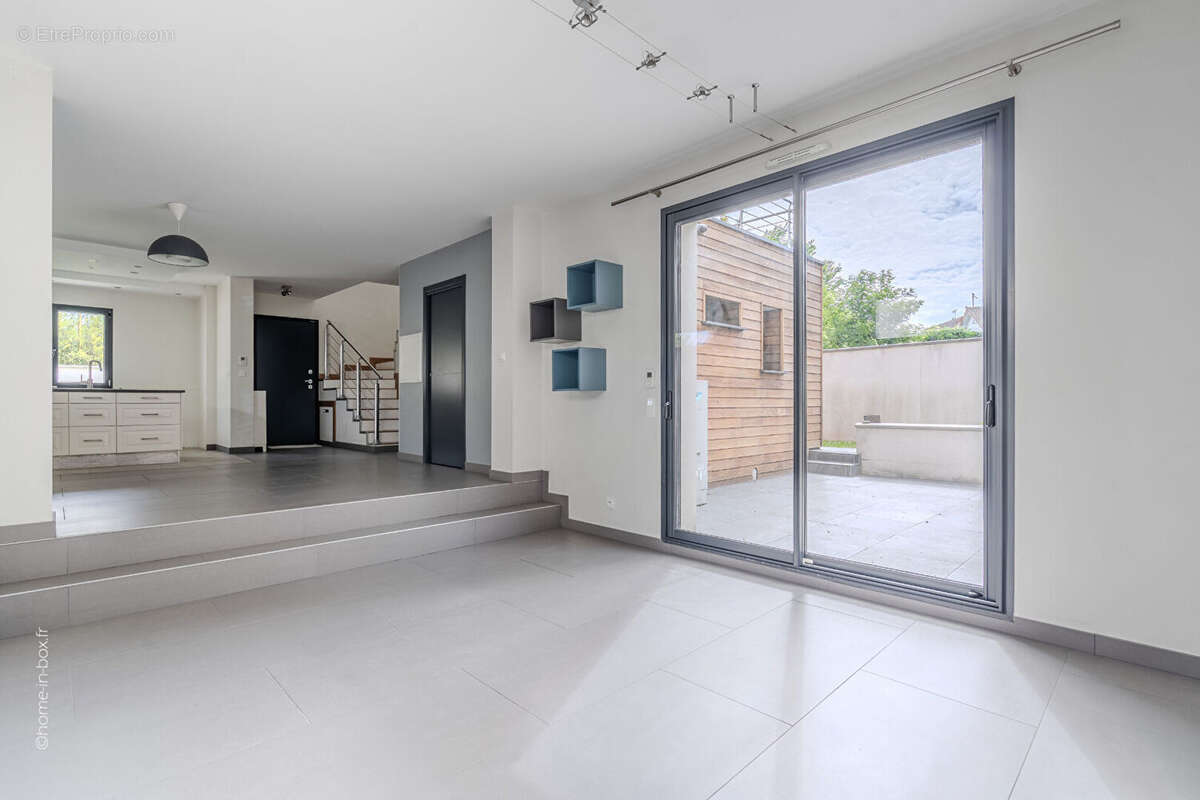 Maison à CHAMPIGNY-SUR-MARNE