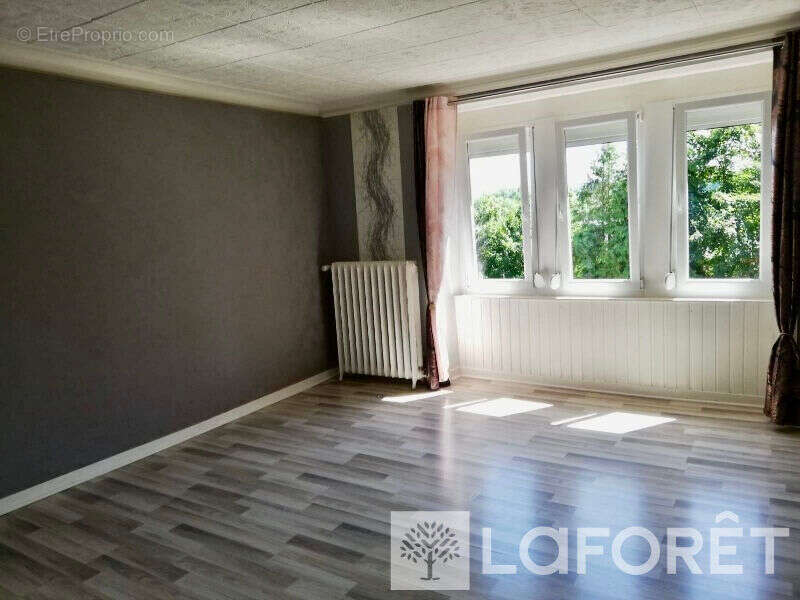Appartement à L&#039;ISLE-SUR-LE-DOUBS