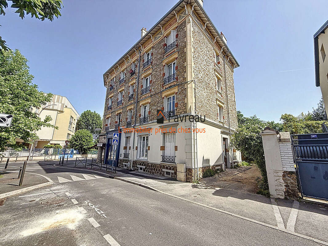 Appartement à LE PERREUX-SUR-MARNE