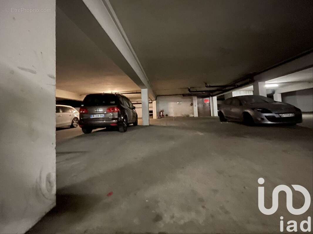Photo 6 - Parking à BOBIGNY