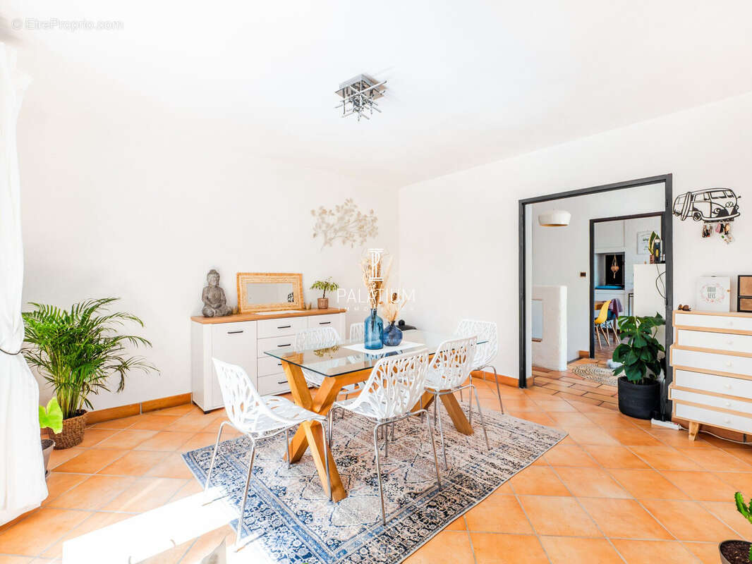 Maison à PIERREVERT