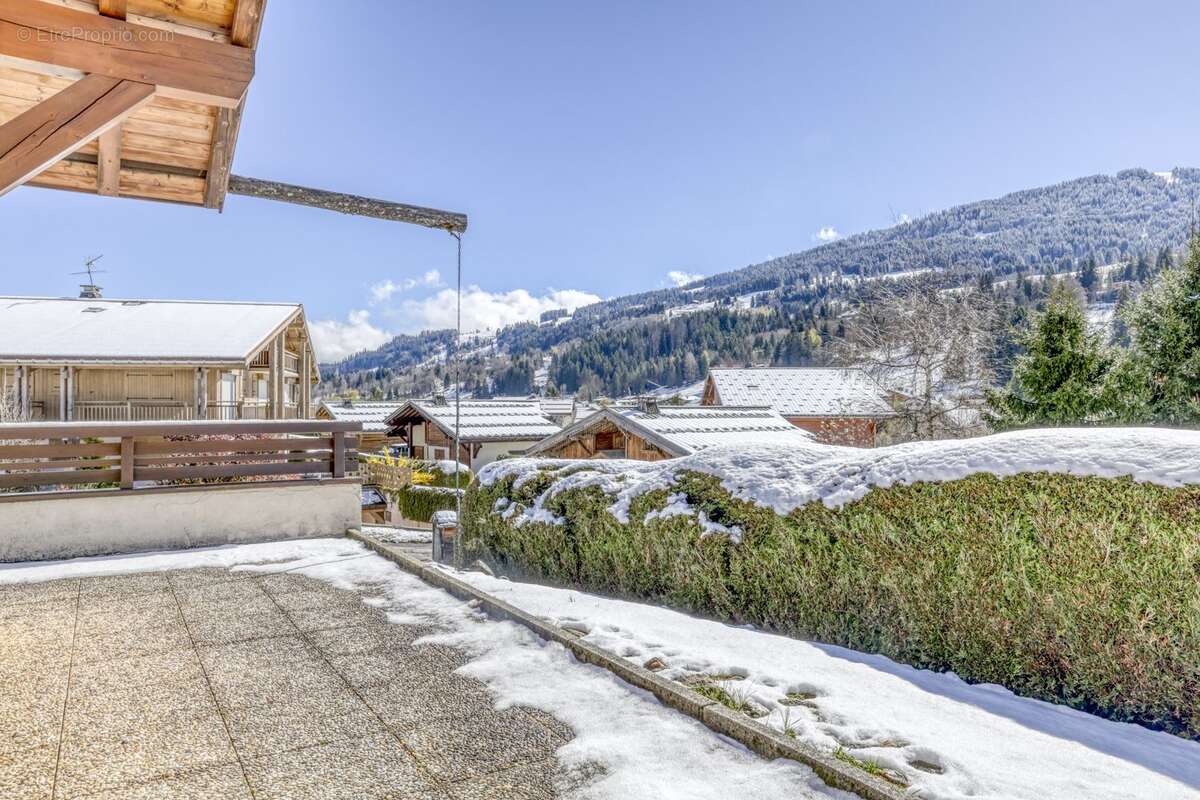 Appartement à DEMI-QUARTIER