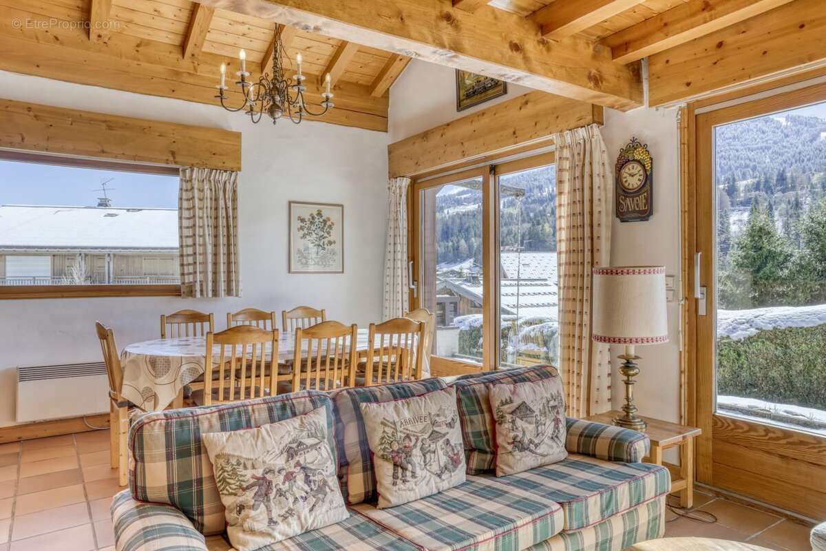 Appartement à DEMI-QUARTIER