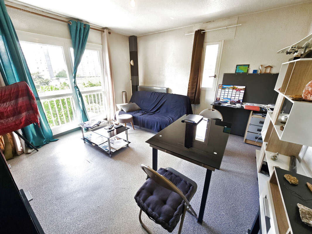 Appartement à LE PONT-DE-CLAIX