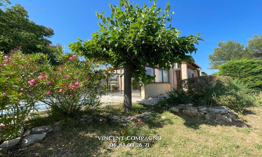 Maison à ESPARRON-DE-VERDON
