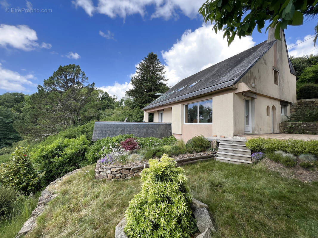 Maison à LANDEVENNEC