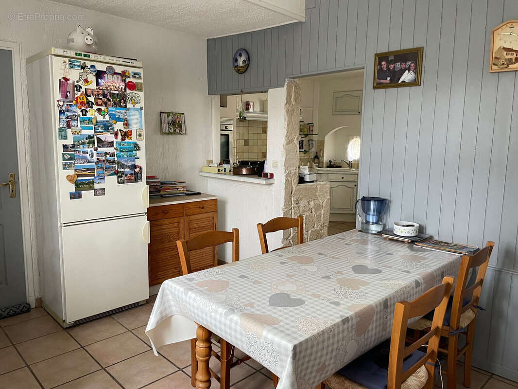 Maison à LA CLAYETTE