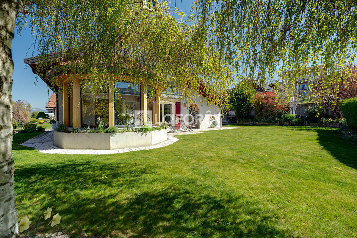 Maison à NEUVECELLE