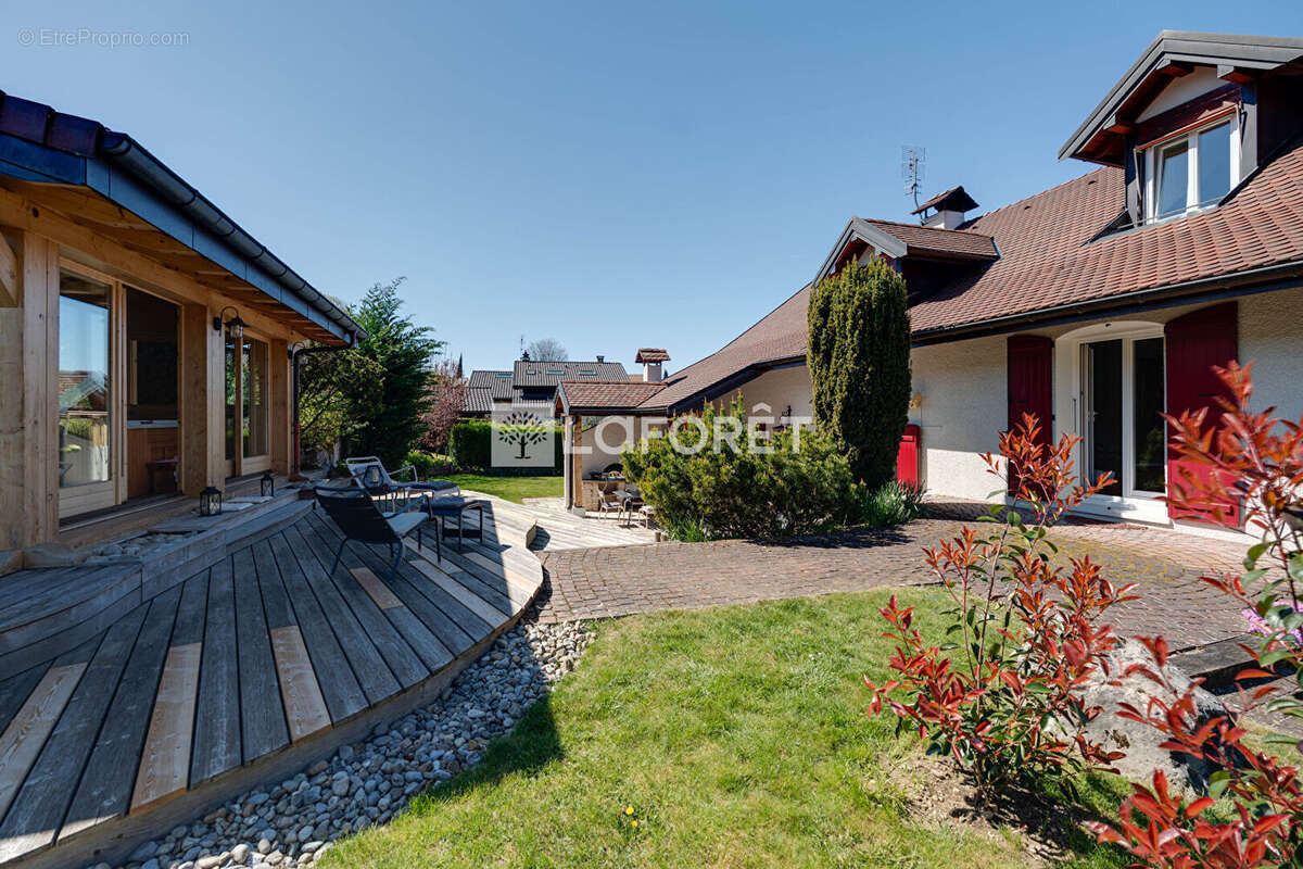 Maison à NEUVECELLE