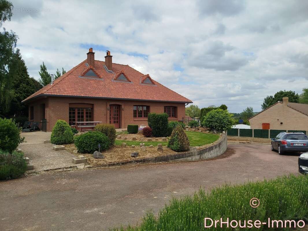 Maison à RACQUINGHEM