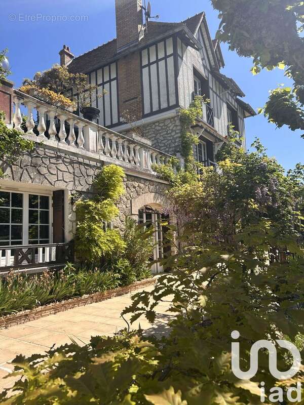 Photo 2 - Maison à MISY-SUR-YONNE