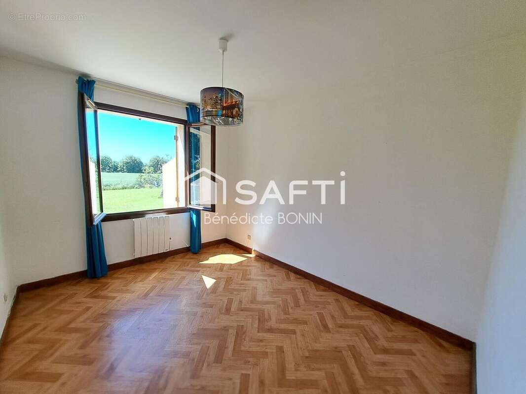 Photo 5 - Maison à CHANIERS