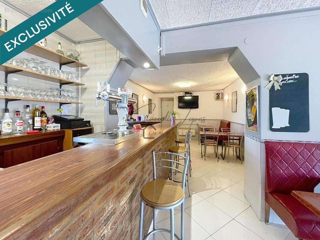 Photo 2 - Commerce à DAMMARIE-LES-LYS