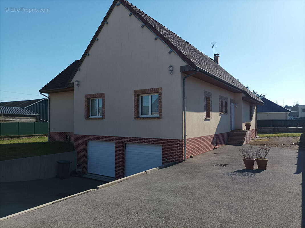 Maison à MOY-DE-L&#039;AISNE