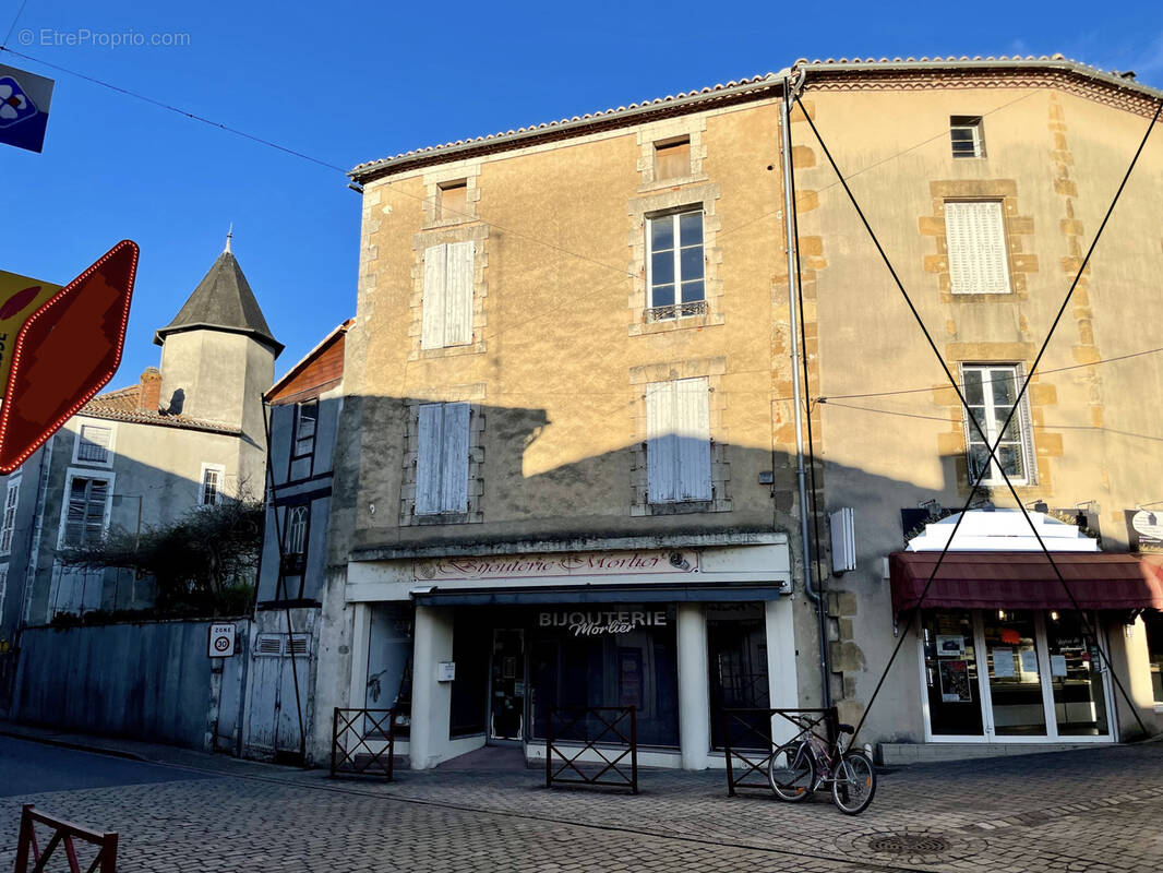 Appartement à CONFOLENS