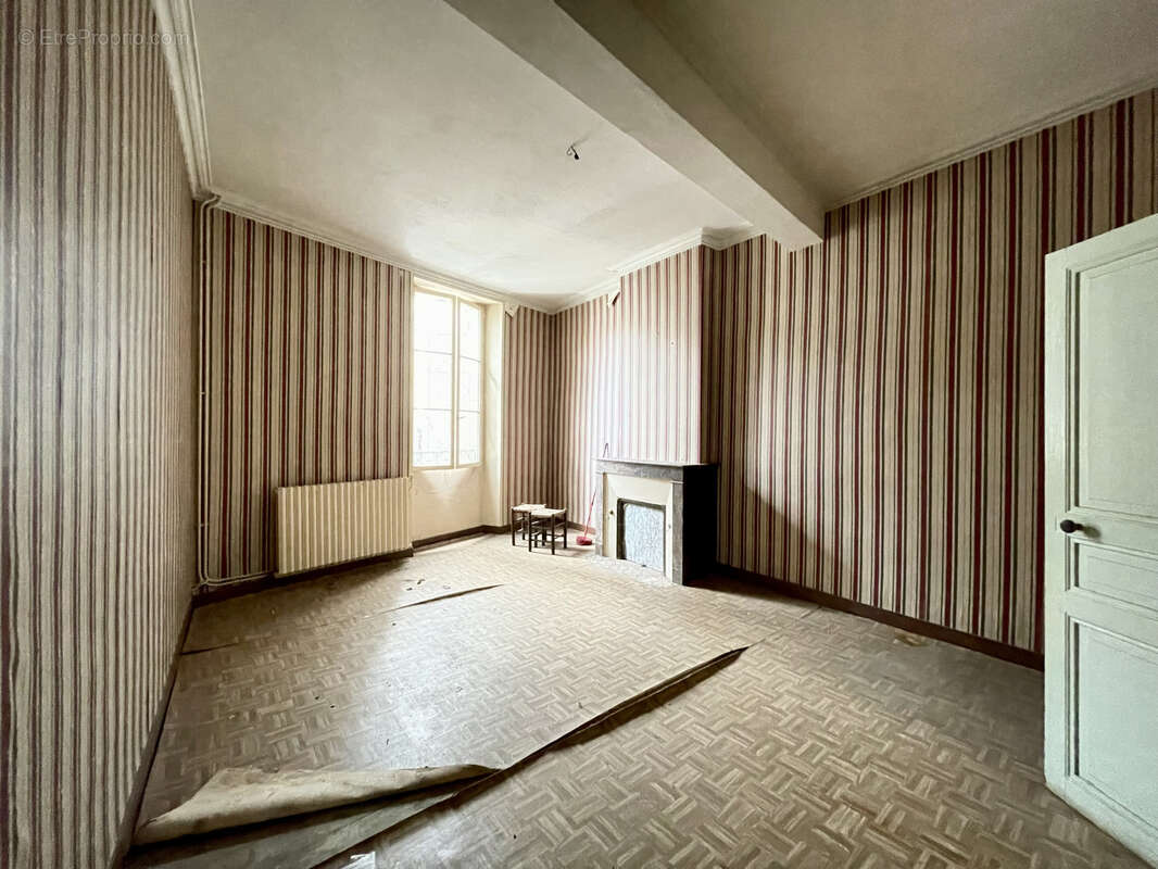 Appartement à CONFOLENS