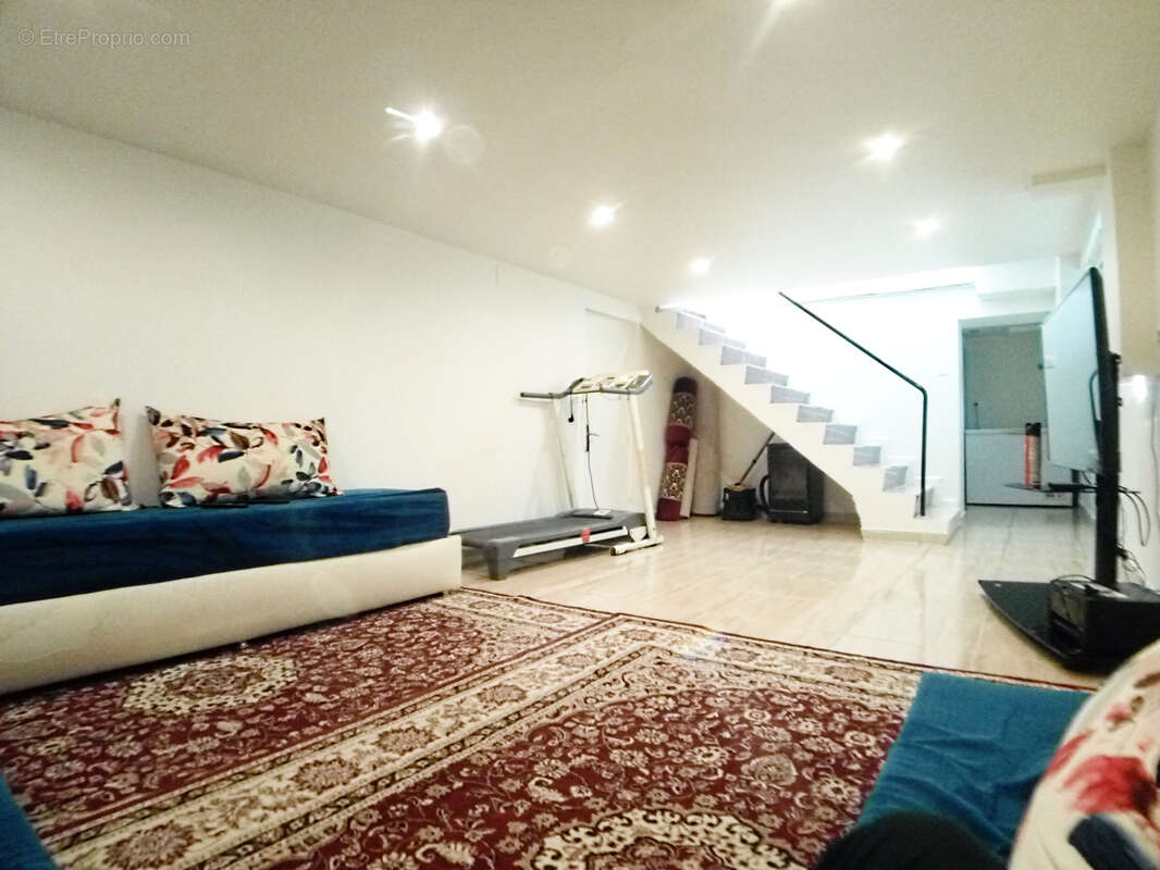 Maison à ANGERVILLE-LA-CAMPAGNE