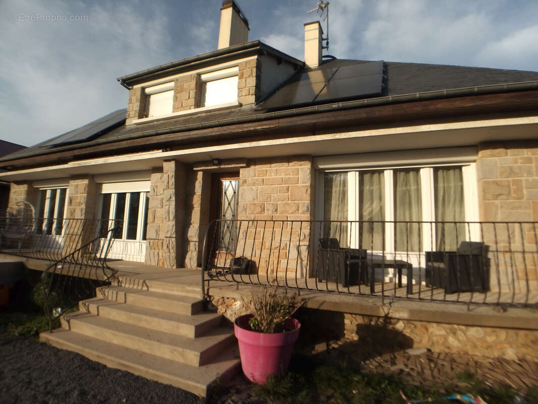 Maison à ANGERVILLE-LA-CAMPAGNE