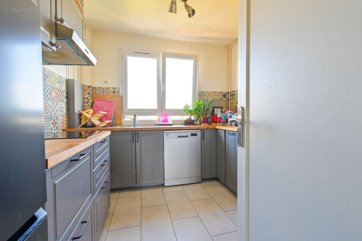 Appartement à SAINT-MAUR-DES-FOSSES