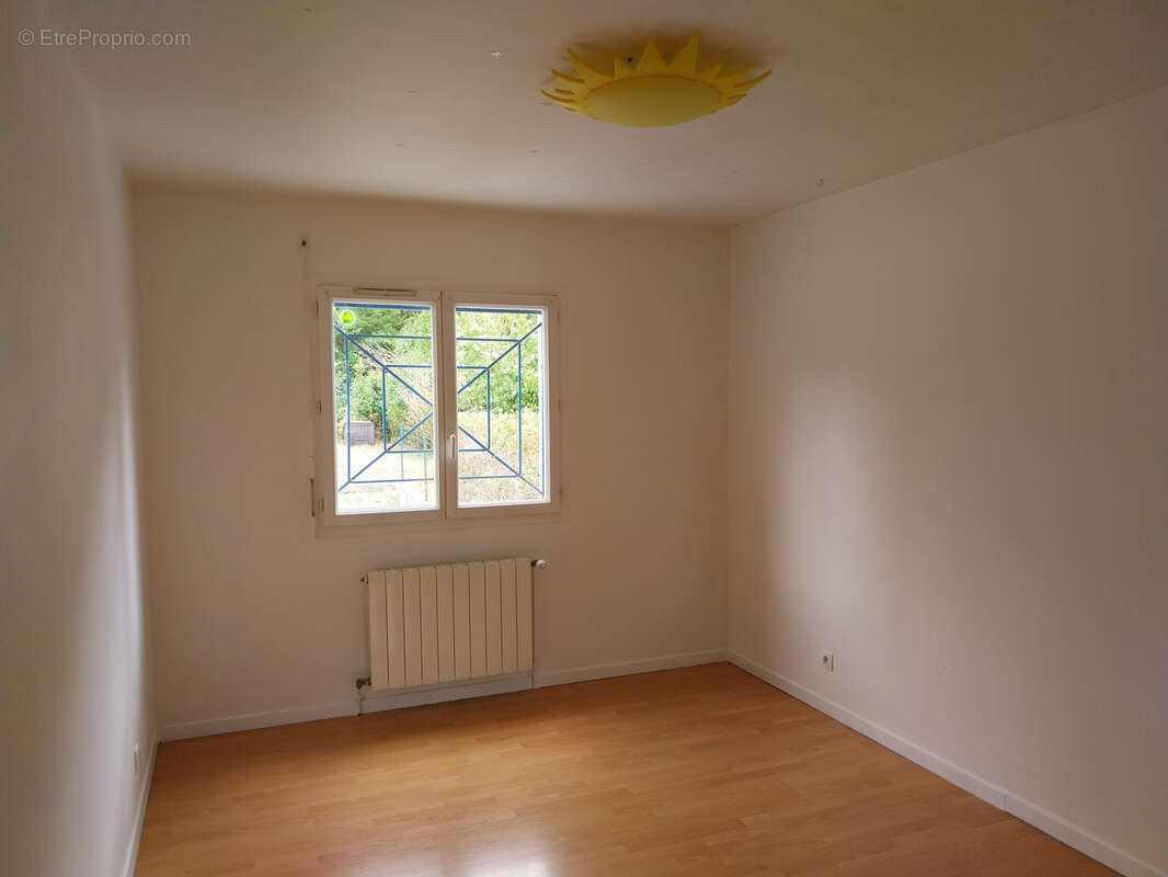 Maison à SAINT-MEDARD-D&#039;EYRANS