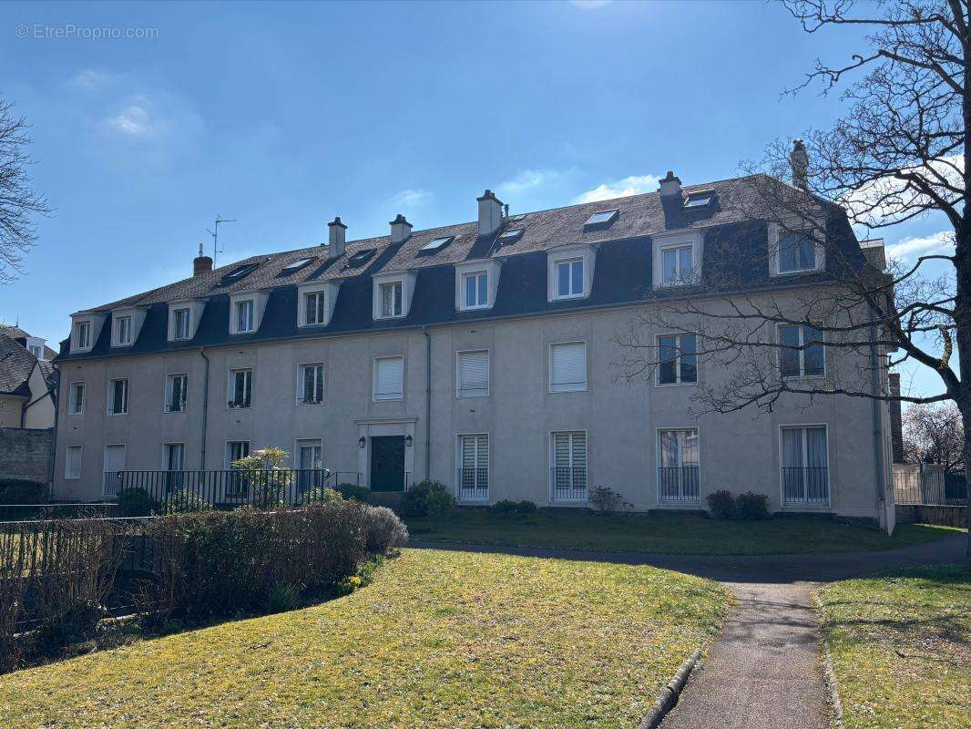Appartement à COMPIEGNE
