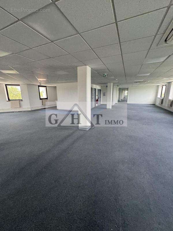 Commerce à SAINT-DENIS