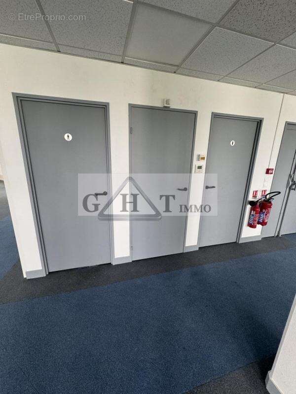 Commerce à SAINT-DENIS