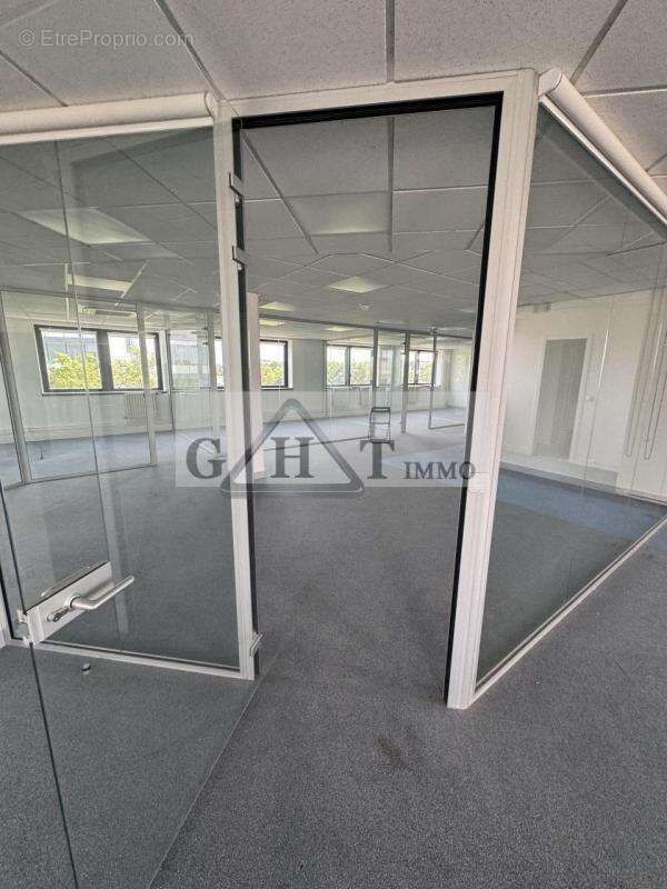 Commerce à SAINT-DENIS