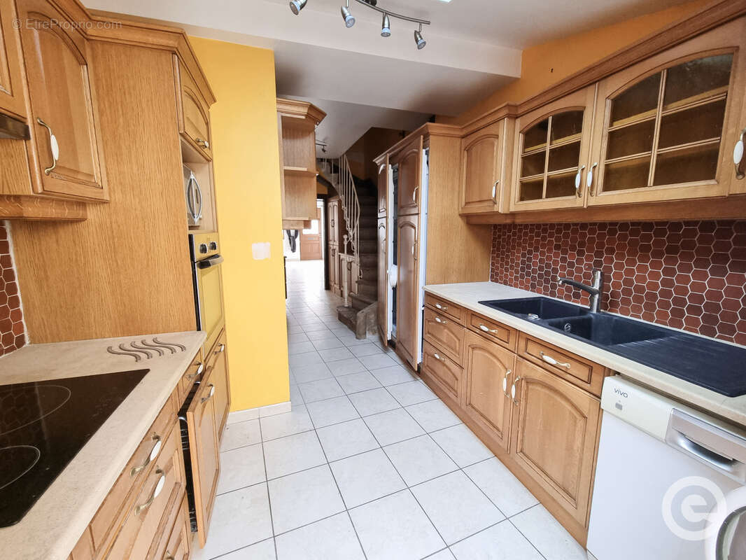 Maison à L&#039;ISLE-SUR-SEREIN