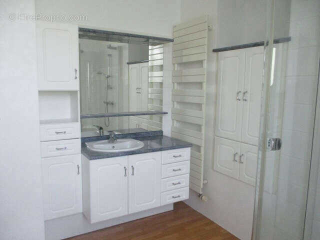 Maison à COUSSAC-BONNEVAL