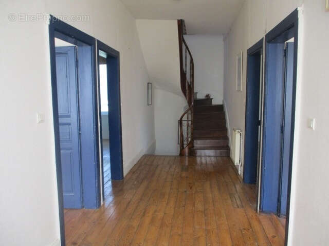 Maison à COUSSAC-BONNEVAL