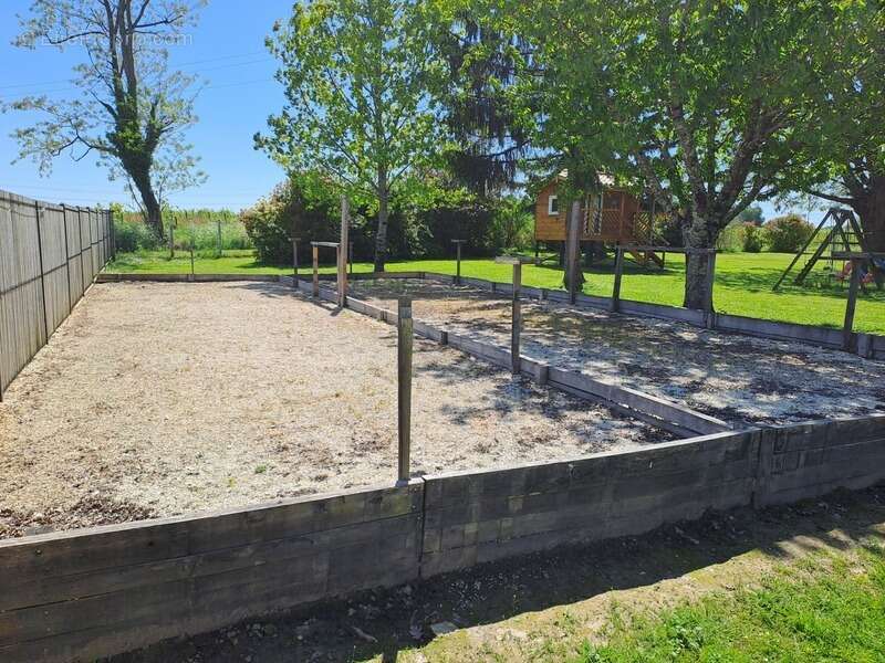 Maison à SAINT-ANDRE-DE-CUBZAC