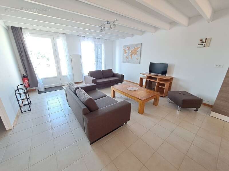 Maison à SAINT-ANDRE-DE-CUBZAC