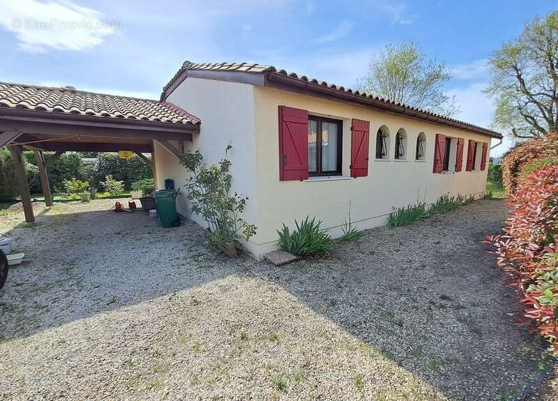 Maison à LE HAILLAN