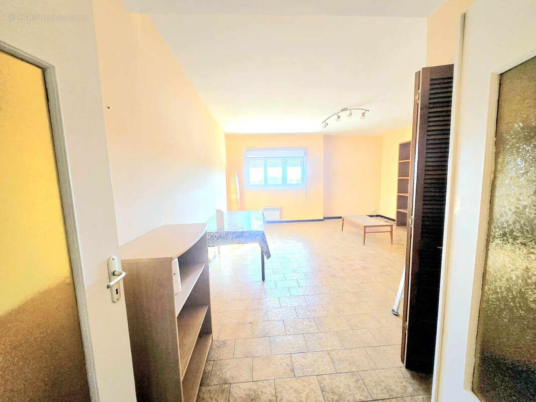 Appartement à SIX-FOURS-LES-PLAGES