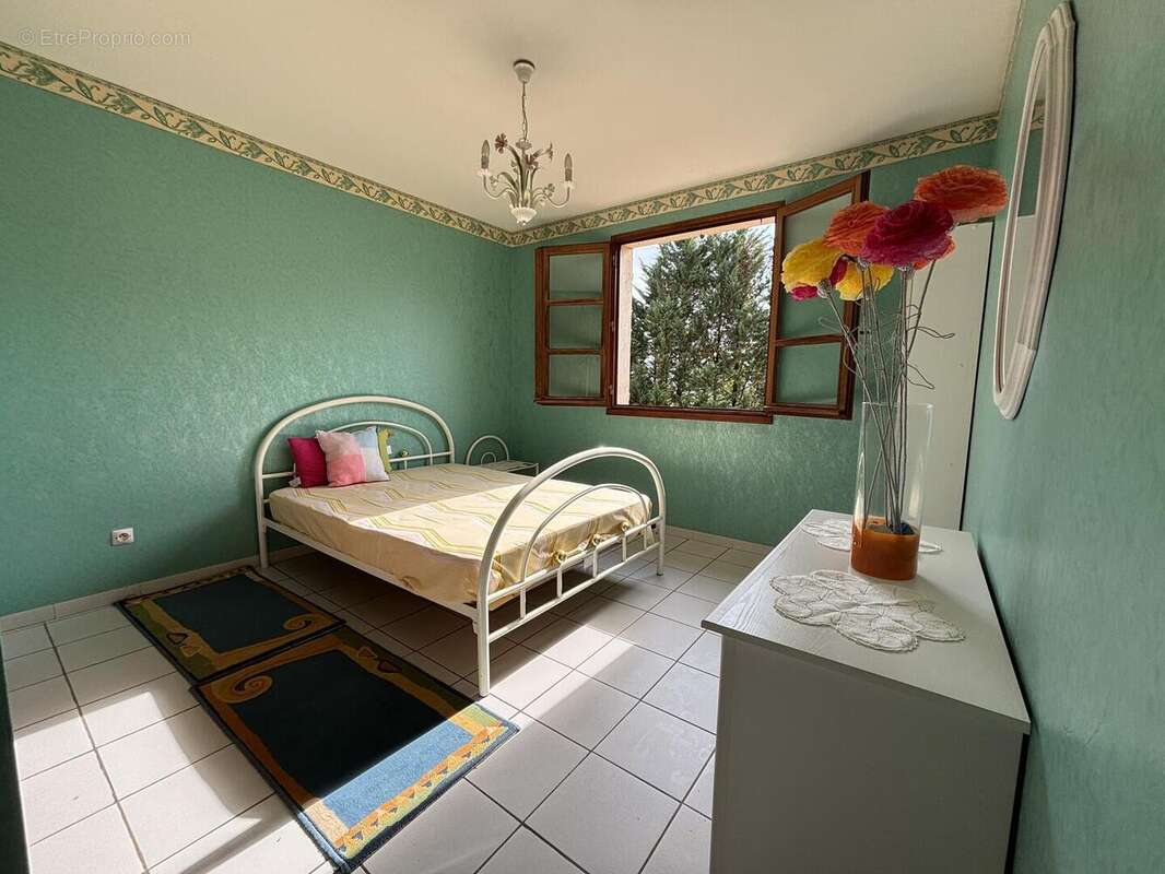 chambre 4 - Maison à CAHORS