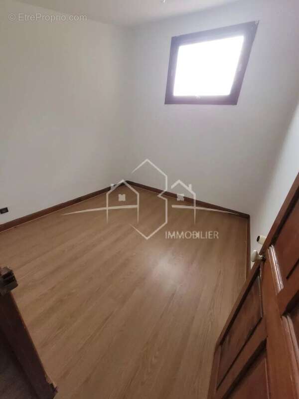 Maison à BEAUREPAIRE