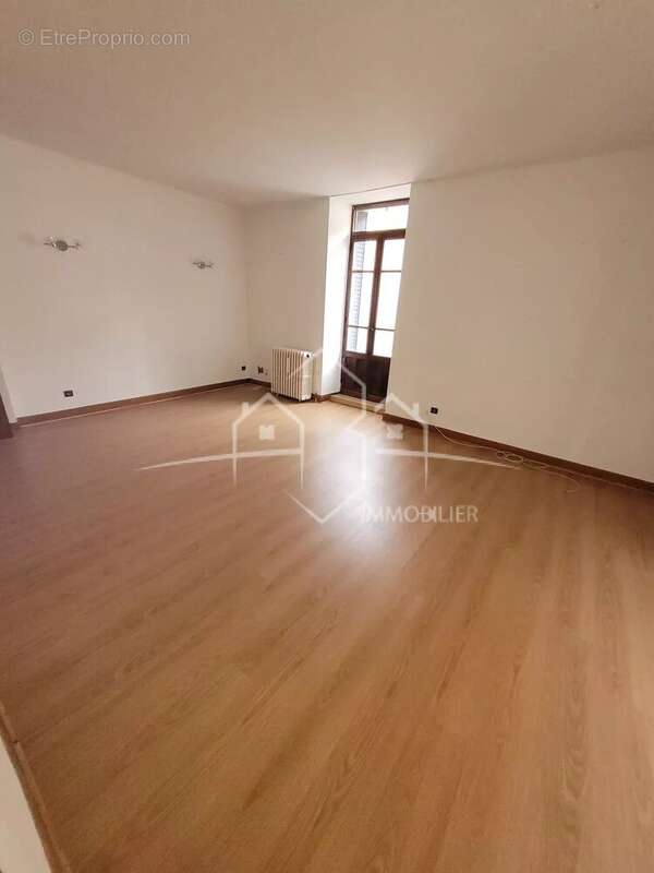 Maison à BEAUREPAIRE