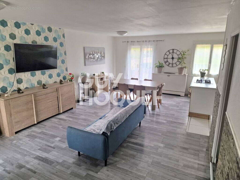 Maison à LA CHAPELLE-DU-NOYER