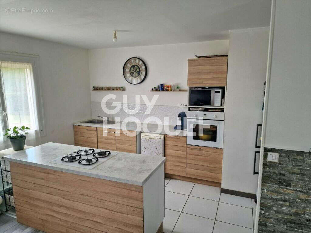 Maison à LA CHAPELLE-DU-NOYER