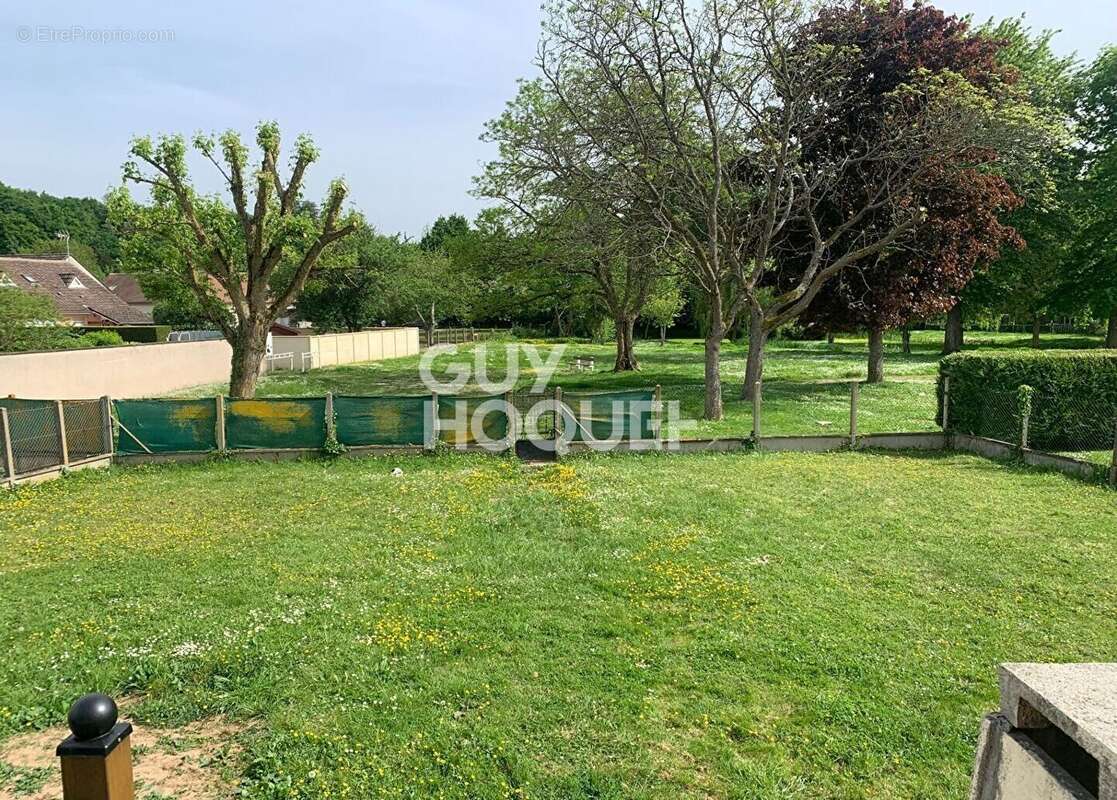 Maison à LA CHAPELLE-DU-NOYER